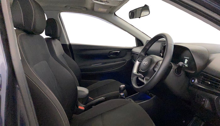 2022 Hyundai NEW I20 ASTA 1.2 MT, Petrol, Manual, 37,171 km, Right Side Front Door Cabin