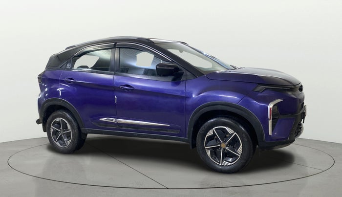 2023 Tata NEXON FEARLESS + SUNROOF DUAL TONE 1.2 PETROL, Petrol, Manual, 35,497 km, SRP