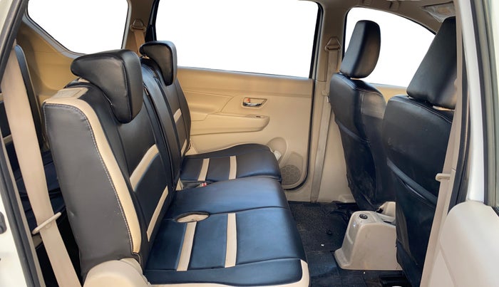 2022 Maruti Ertiga VXI SHVS, Petrol, Manual, 39,744 km, Right Side Rear Door Cabin