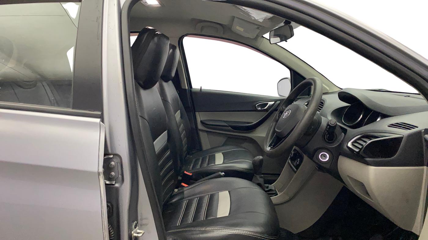 2019 Tata Tiago XZ PLUS PETROL, Petrol, Manual, 57,631 km, Right Side Front Door Cabin