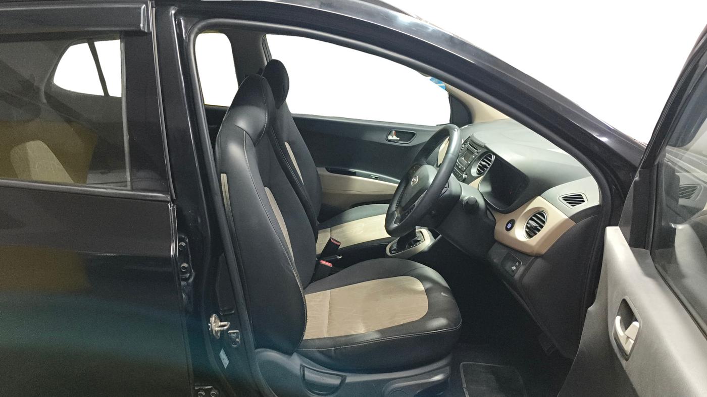2014 Hyundai Grand i10 ASTA AT 1.2 KAPPA VTVT, Petrol, Automatic, 73,969 km, Right Side Front Door Cabin