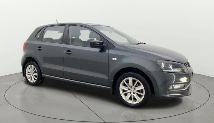 2015 Volkswagen Polo HIGHLINE1.2L, Petrol, Manual, 59,990 km, Right Front Diagonal