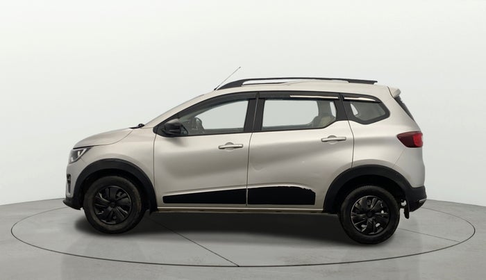 2022 Renault TRIBER RXT, Petrol, Manual, 32,819 km, Left Side
