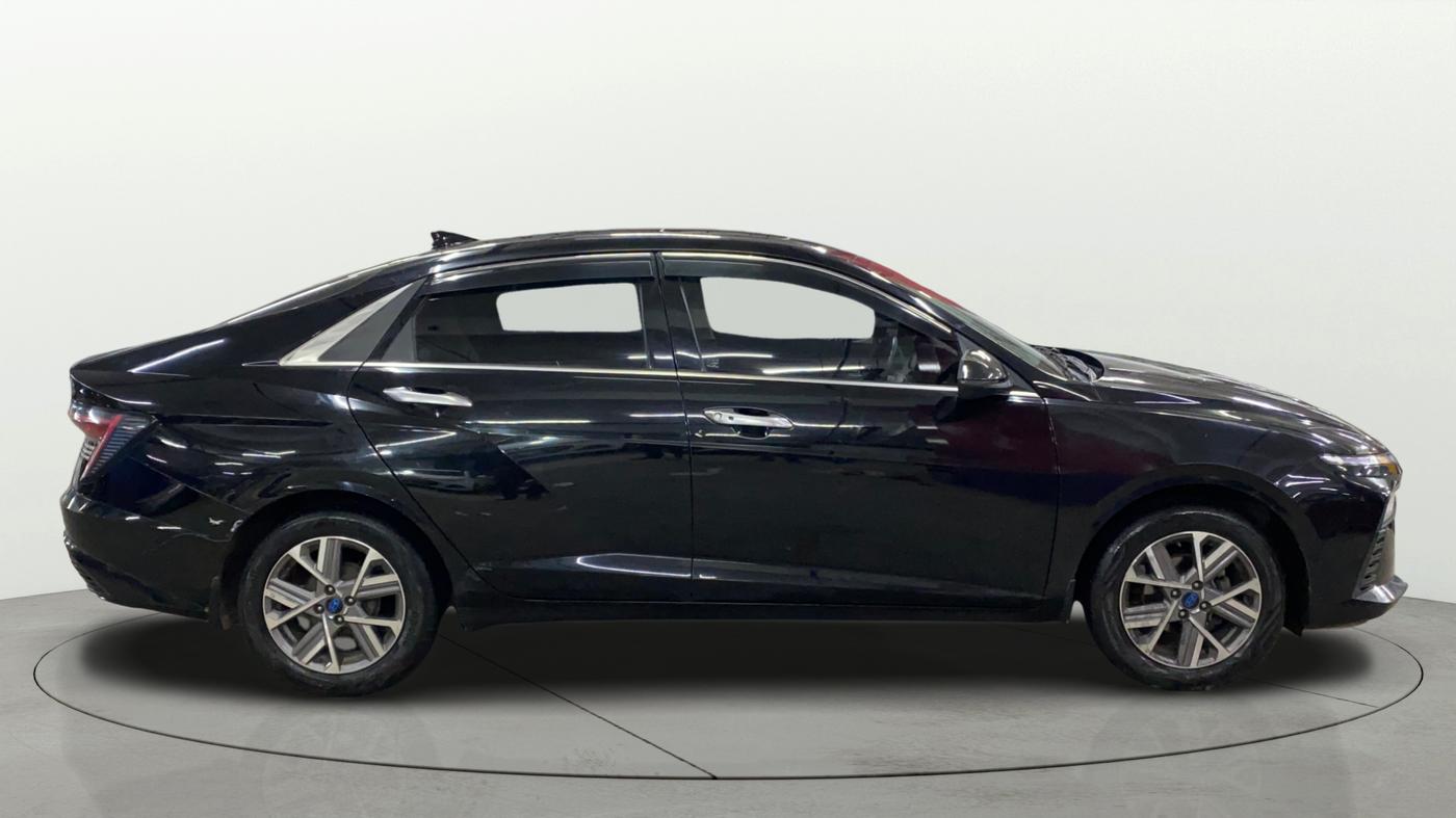 2023 Hyundai Verna SX (O) 1.5 MPI MT, Petrol, Manual, 33,101 km, Right Side View