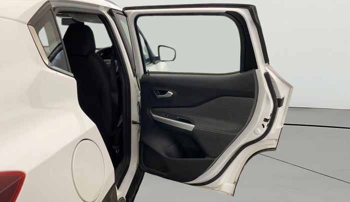 2023 Nissan MAGNITE XV PREMIUM, Petrol, Manual, 38,946 km, RHS Rear Door