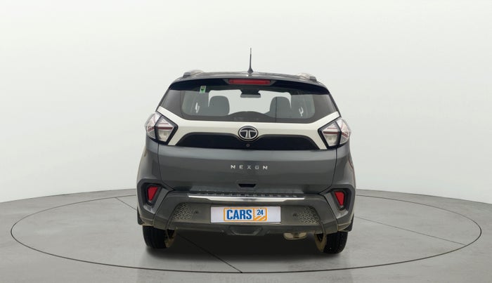 2022 Tata NEXON XMA SUNROOF PETROL, Petrol, Automatic, 29,265 km, Back/Rear