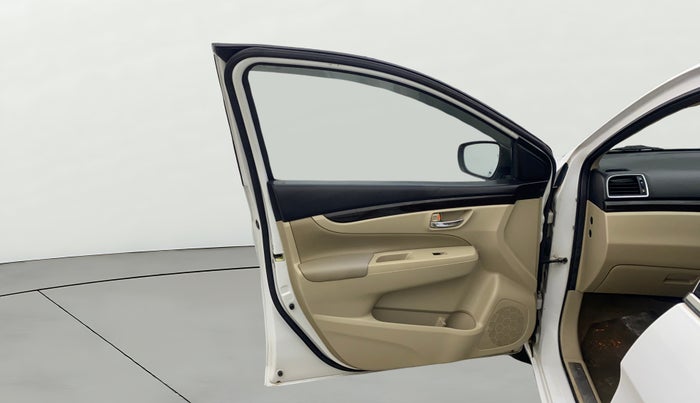 2016 Maruti Ciaz ZXI+, Petrol, Manual, 33,951 km, LHS Front Door