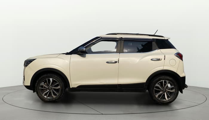 2021 Mahindra XUV300 W8 (O) 1.5 DIESEL, Diesel, Manual, 80,893 km, Left Side