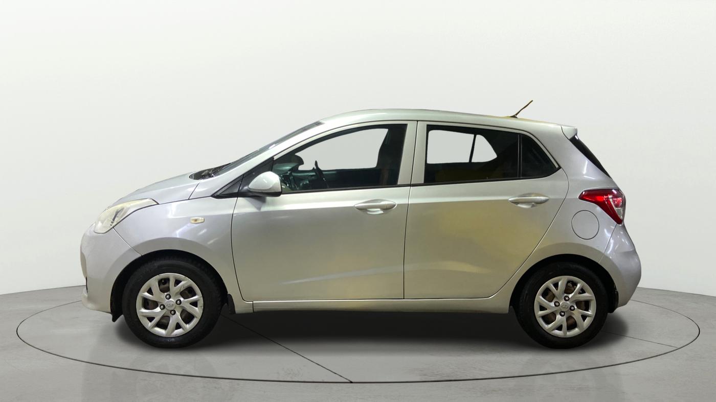 2018 Hyundai Grand i10 MAGNA AT 1.2 KAPPA VTVT, CNG, Automatic, 57,020 km, Left Side
