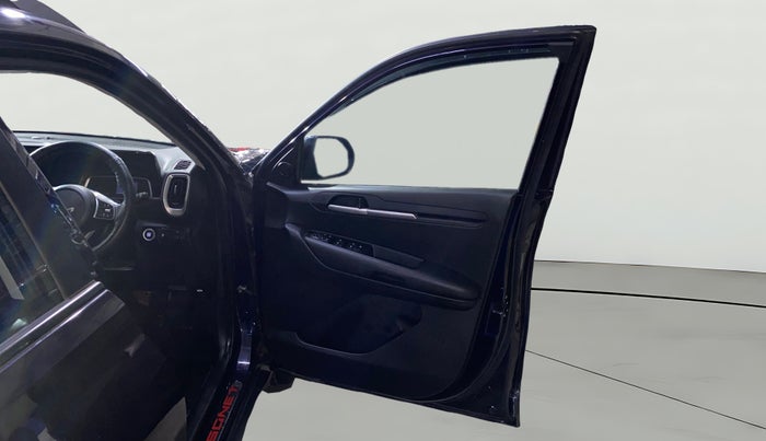 2022 KIA SONET HTK PLUS 1.0 IMT, Petrol, Manual, 15,487 km, RHS Front Door