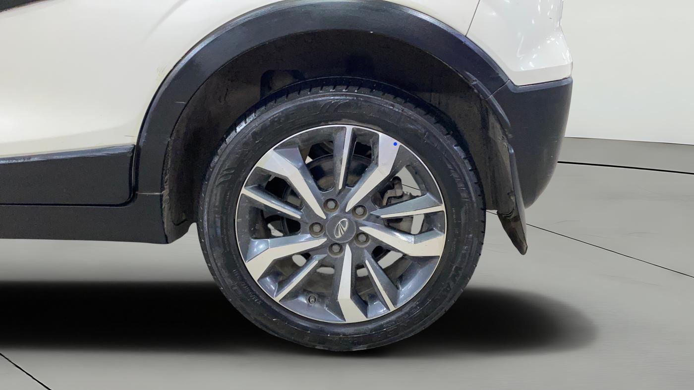 2021 Mahindra XUV300 W8 (O) 1.5 DIESEL AMT, Diesel, Automatic, 60,064 km, Left Rear Wheel