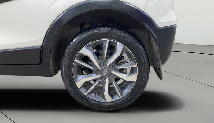 2021 Mahindra XUV300 W8 (O) 1.5 DIESEL AMT, Diesel, Automatic, 60,064 km, Left Rear Wheel