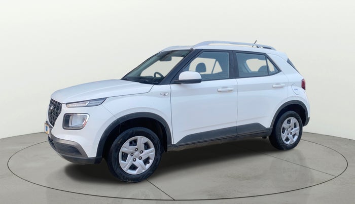 2020 Hyundai VENUE S 1.2, Petrol, Manual, 29,129 km, Left Front Diagonal