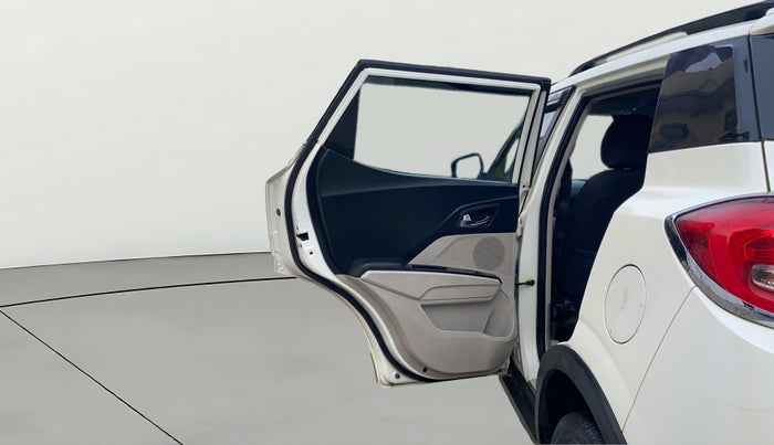 2020 Mahindra XUV300 W8 1.2 PETROL, Petrol, Manual, 81,792 km, LHS Rear Door