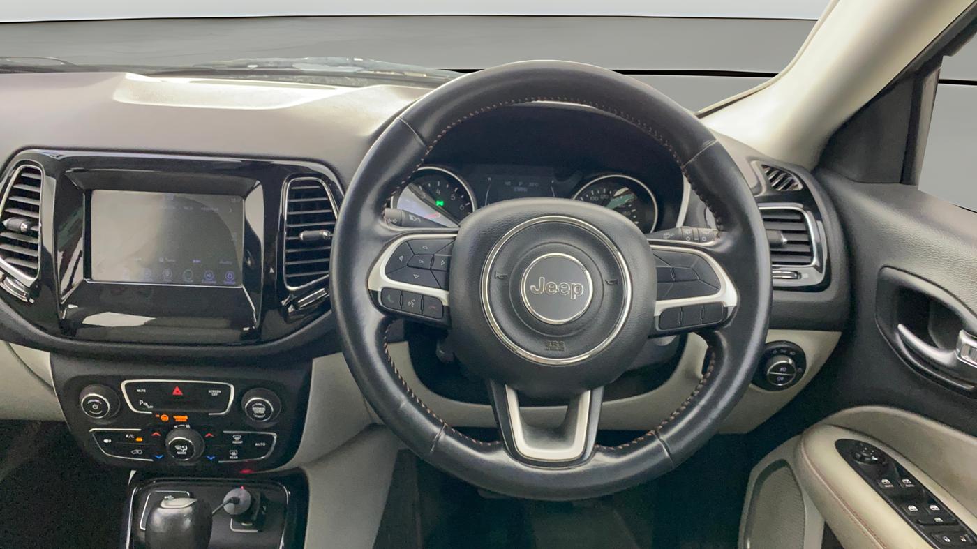 2017 Jeep Compass LIMITED 1.4 PETROL AT, Petrol, Automatic, 46,449 km, Steering Wheel Close Up