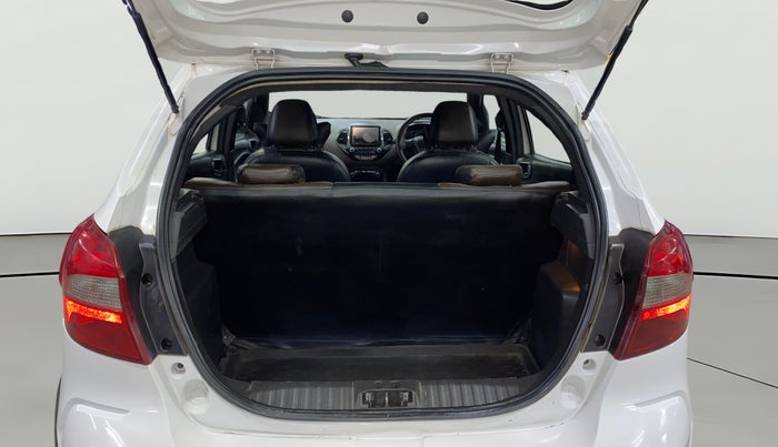 2018 Ford FREESTYLE TITANIUM 1.2 PETROL, Petrol, Manual, 73,353 km, Boot Open Zoomed View