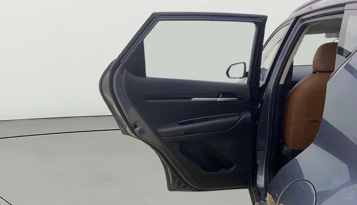 2021 KIA SONET HTK PLUS 1.2, Petrol, Manual, 1,07,211 km, LHS Rear Door