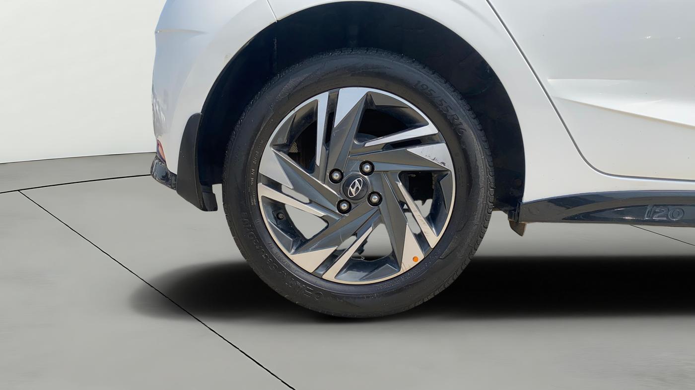 2020 Hyundai NEW I20 ASTA 1.2 AT, Petrol, Automatic, 45,802 km, Right Rear Wheel