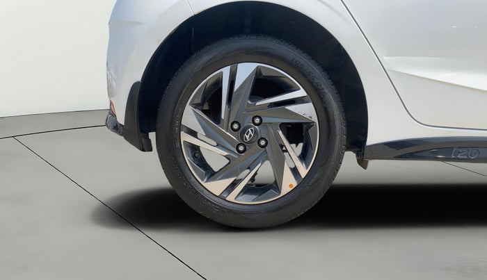 2020 Hyundai NEW I20 ASTA 1.2 AT, Petrol, Automatic, 45,802 km, Right Rear Wheel