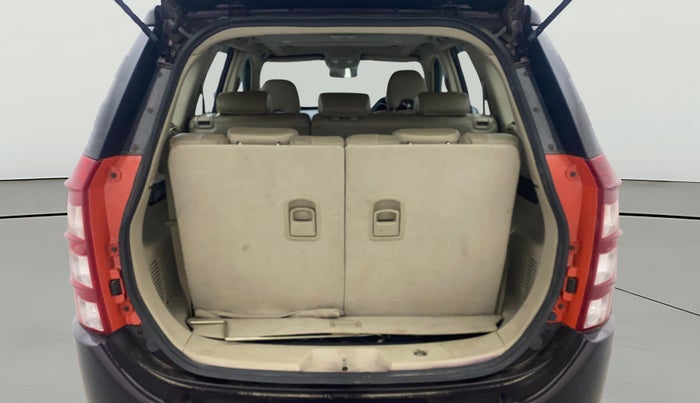 2015 Mahindra XUV500 W10, Diesel, Manual, 77,461 km, Boot Open Zoomed View