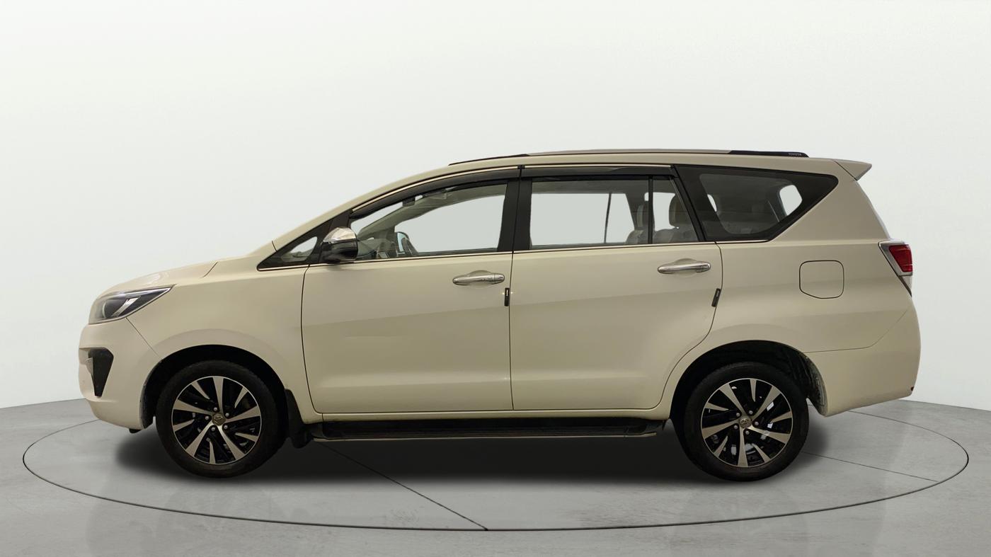 2022 Toyota Innova Crysta 2.7 ZX AT 7 STR, Petrol, Automatic, 55,536 km, Left Side