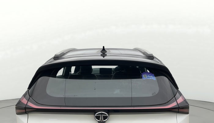 2023 Tata NEXON FEARLESS DUAL TONE 1.2 PETROL, Petrol, Manual, 5,562 km, Rear Windshield