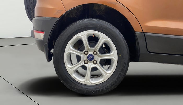 2018 Ford Ecosport TITANIUM + 1.5L DIESEL, Diesel, Manual, 1,32,691 km, Right Rear Wheel