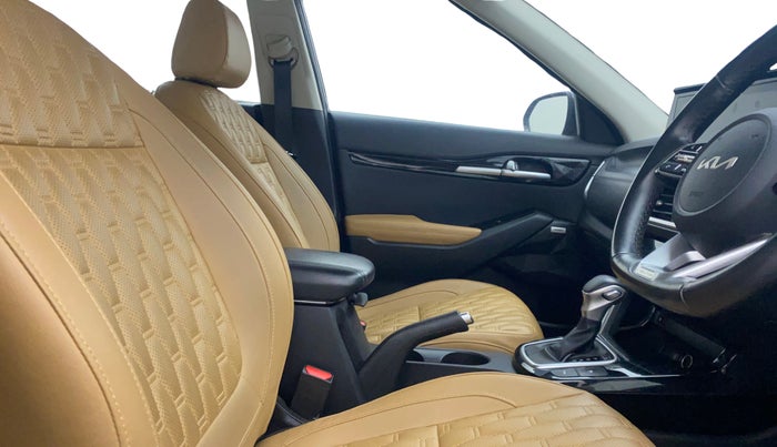 2021 KIA SELTOS HTX PLUS AT1.5 DIESEL, Diesel, Automatic, 81,929 km, Right Side Front Door Cabin