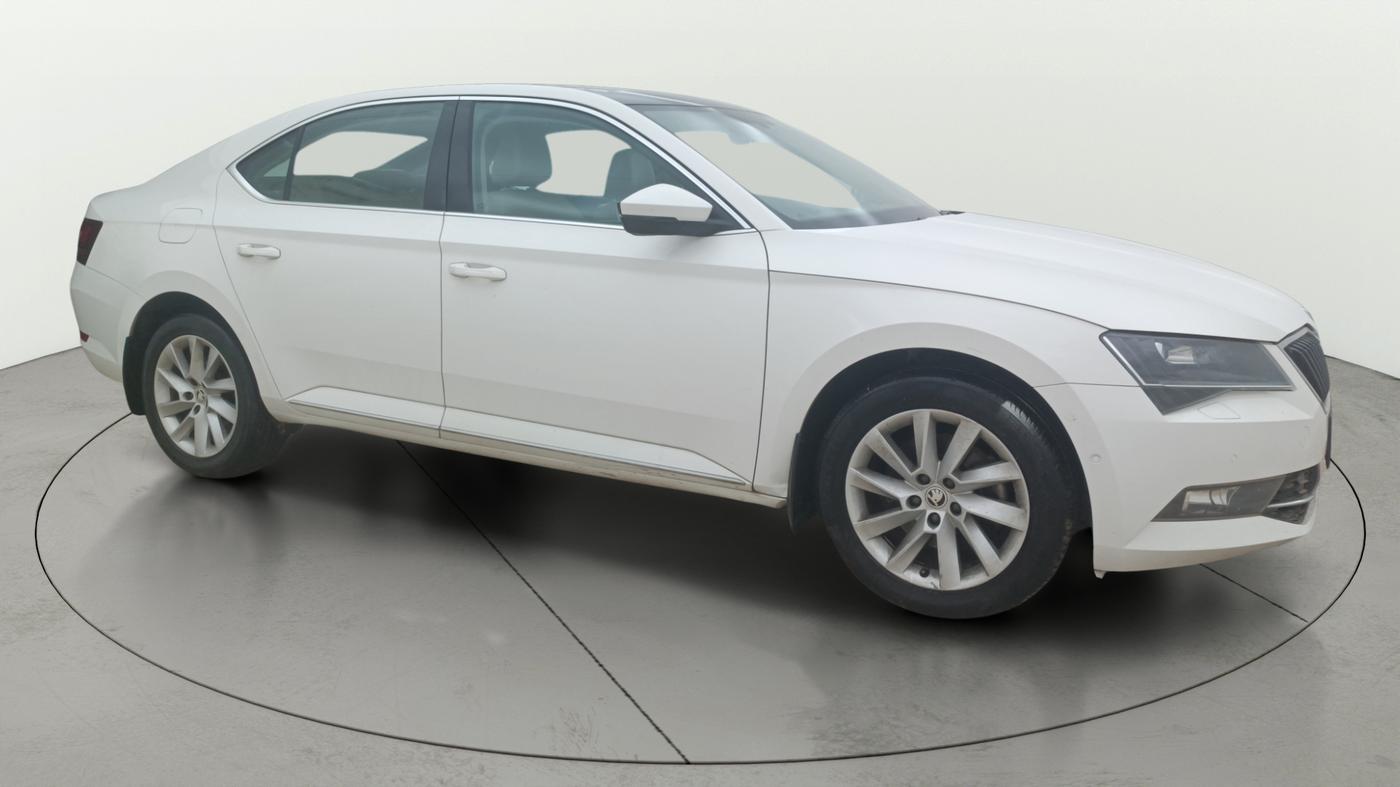 2017 Skoda Superb L&K 1.8 TSI AT, Petrol, Automatic, 80,121 km, SRP