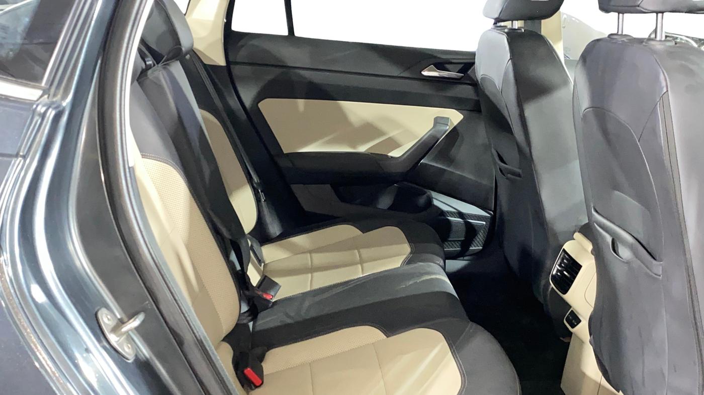 2023 Skoda SLAVIA STYLE 1.0L TSI MT, Petrol, Manual, 28,584 km, Right Side Rear Door Cabin