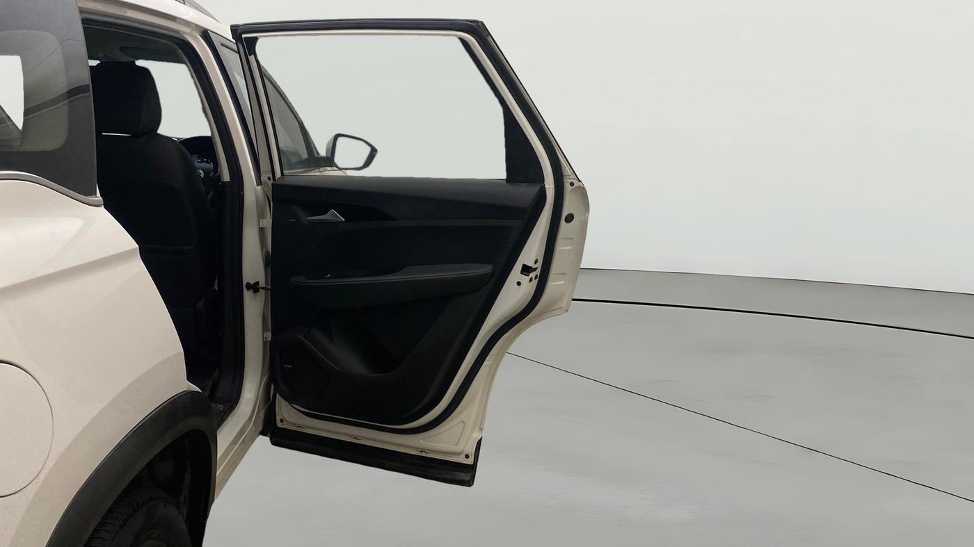 2019 MG HECTOR SHARP 2.0 DIESEL, Diesel, Manual, 1,18,426 km, RHS Rear Door