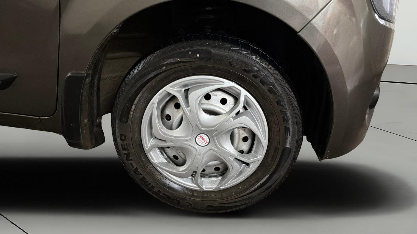 2023 Maruti New Wagon-R LXI CNG 1.0, CNG, Manual, 82,094 km, Right Front Wheel