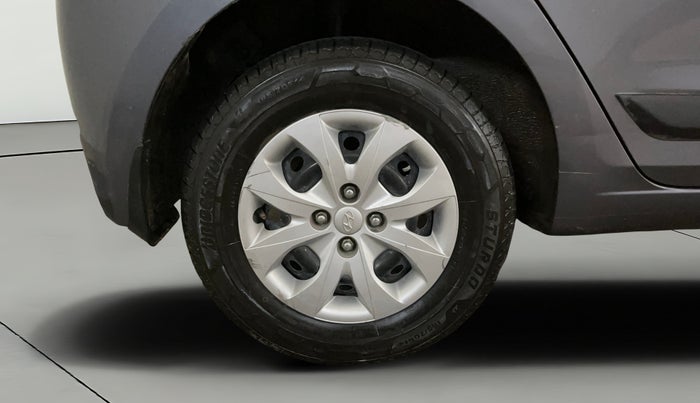 2015 Hyundai Elite i20 SPORTZ 1.2, Petrol, Manual, 56,497 km, Right Rear Wheel