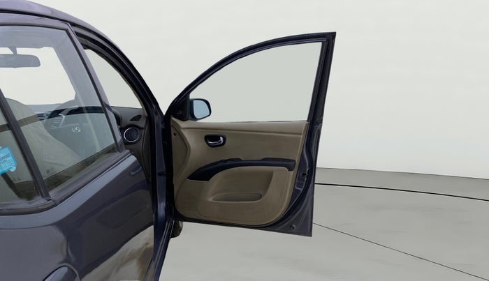 2014 Hyundai i10 SPORTZ 1.2, CNG, Manual, 86,107 km, RHS Front Door