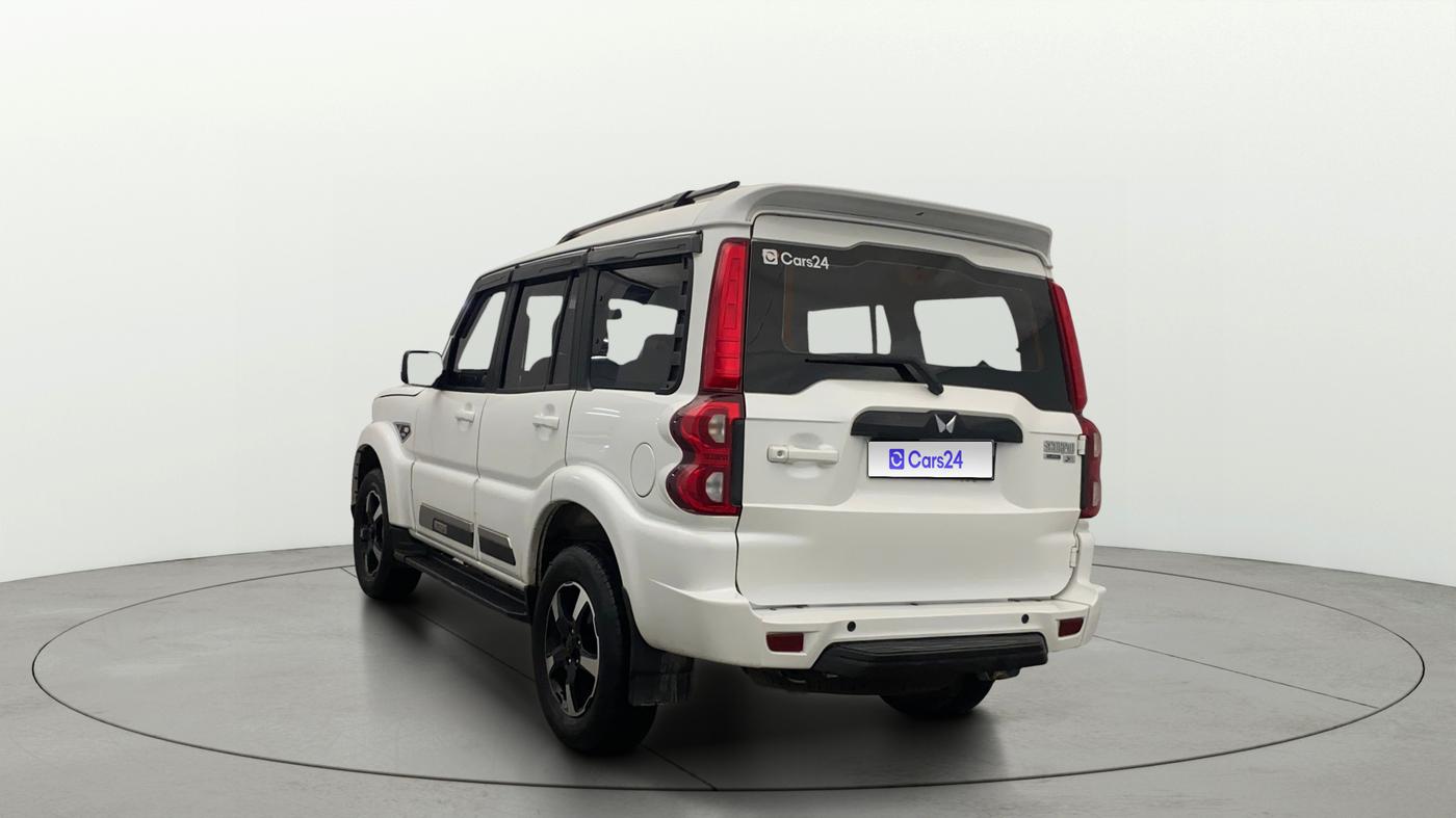2024 Mahindra SCORPIO CLASSIC S11 7STR, Diesel, Manual, 32,591 km, Left Back Diagonal