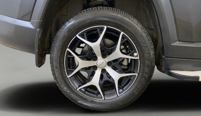 2022 Jeep MERIDIAN LIMITED (O) 4X4 AT, Diesel, Automatic, 18,482 km, Right Rear Wheel