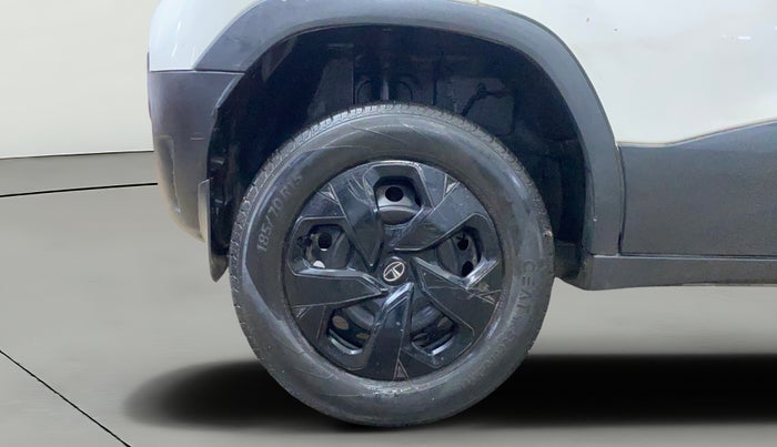 2022 Tata PUNCH ADVENTURE MT, Petrol, Manual, 57,216 km, Right Rear Wheel