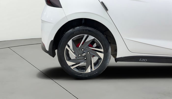 2022 Hyundai NEW I20 SPORTZ 1.2 MT, Petrol, Manual, 36,393 km, Right Rear Wheel