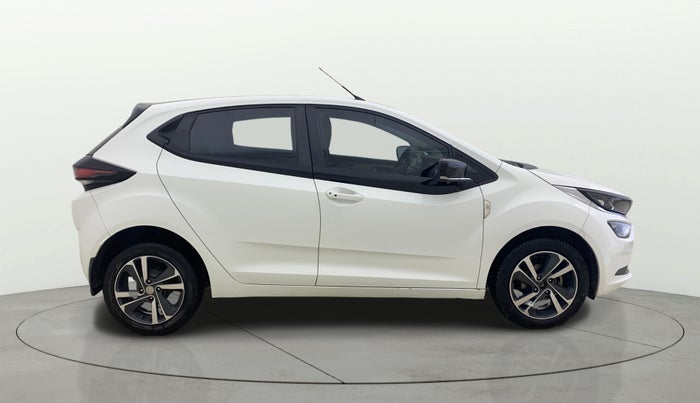 2022 Tata ALTROZ XZA PLUS, Petrol, Automatic, 53,140 km, Right Side View