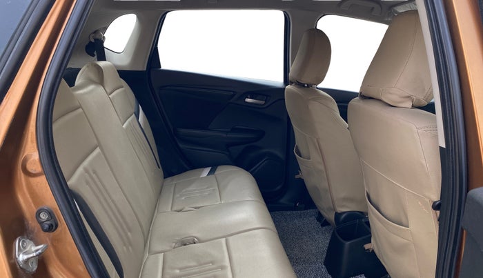 2018 Honda WR-V 1.5L I-DTEC S MT, Diesel, Manual, 1,20,044 km, Right Side Rear Door Cabin