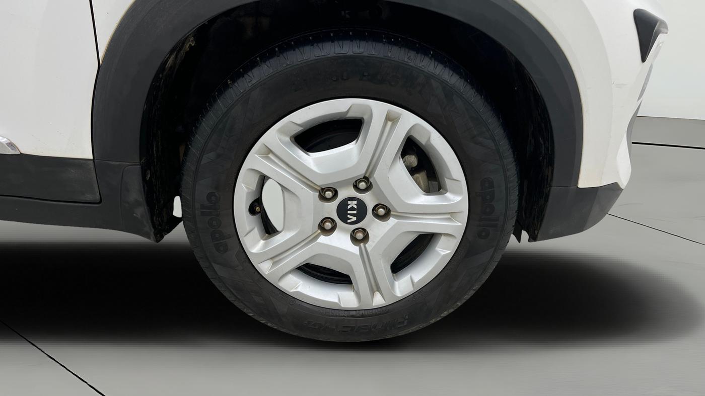 2020 KIA SONET HTK PLUS 1.2, Petrol, Manual, 21,410 km, Right Front Wheel