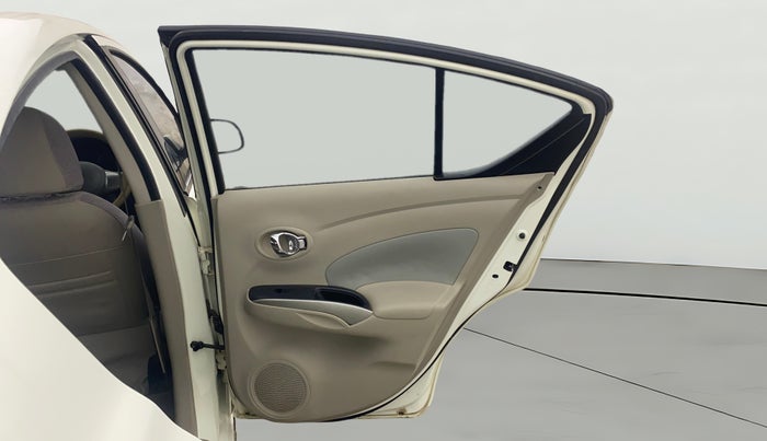 2014 Renault Scala RXL PETROL AT, Petrol, Automatic, 57,339 km, RHS Rear Door