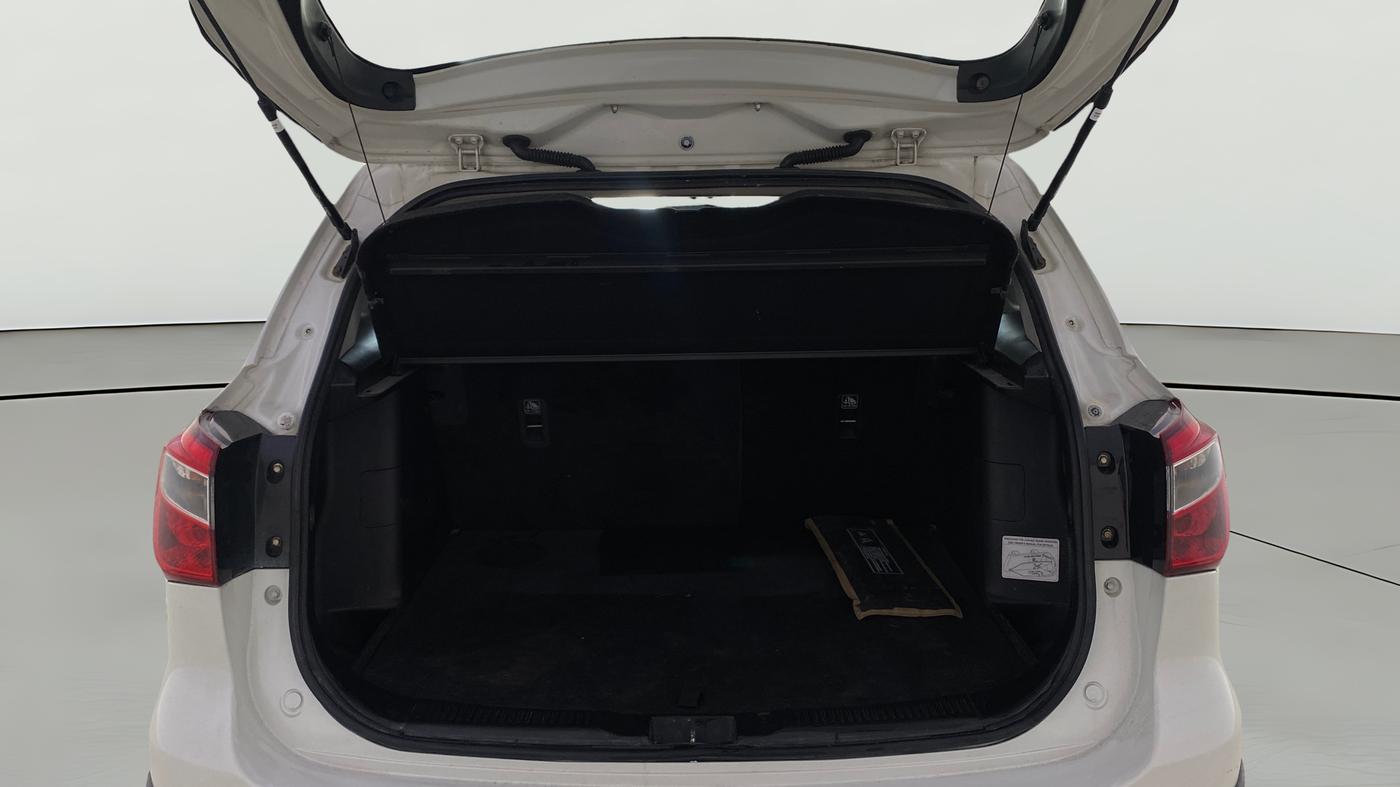 2017 Maruti S Cross ALPHA 1.3, Diesel, Manual, 86,522 km, Boot Open Zoomed View