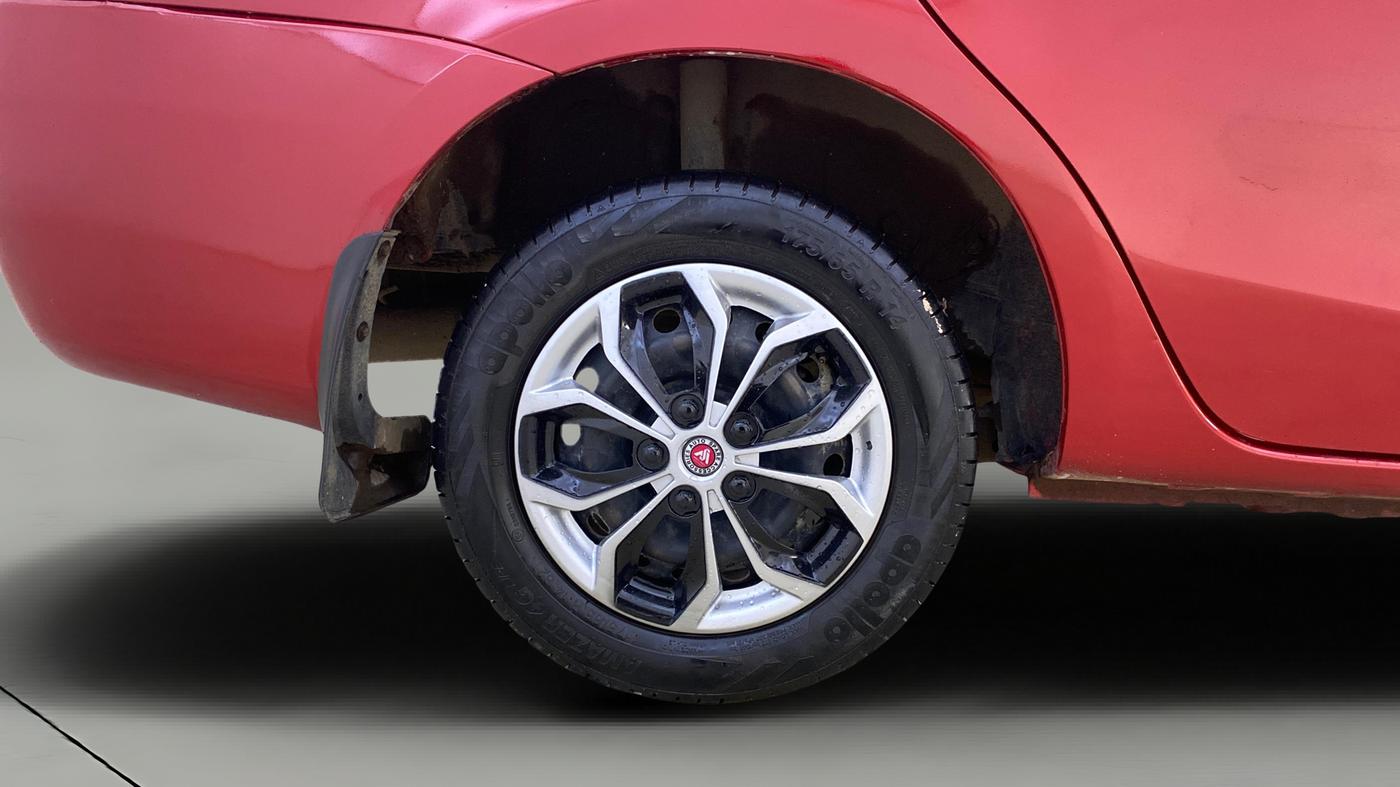 2012 Toyota Etios G, Petrol, Manual, 53,822 km, Right Rear Wheel