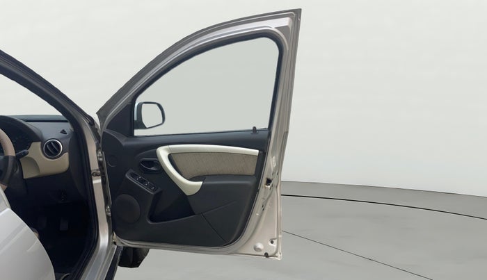 2013 Renault Duster 85 PS RXL DIESEL, Diesel, Manual, 91,073 km, RHS Front Door