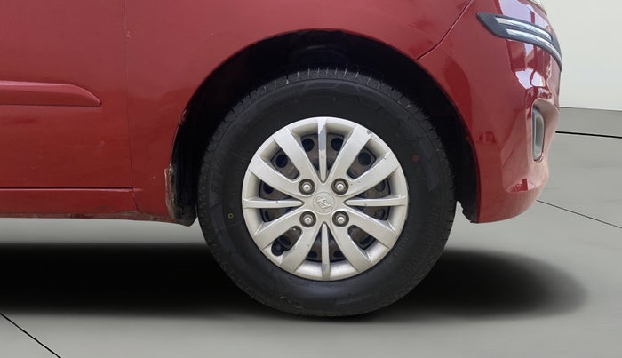 2013 Hyundai i10 SPORTZ 1.2, Petrol, Manual, 35,692 km, Right Front Wheel