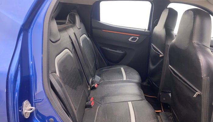 2020 Renault Kwid CLIMBER 1.0 AMT (O), Petrol, Automatic, 76,660 km, Right Side Rear Door Cabin