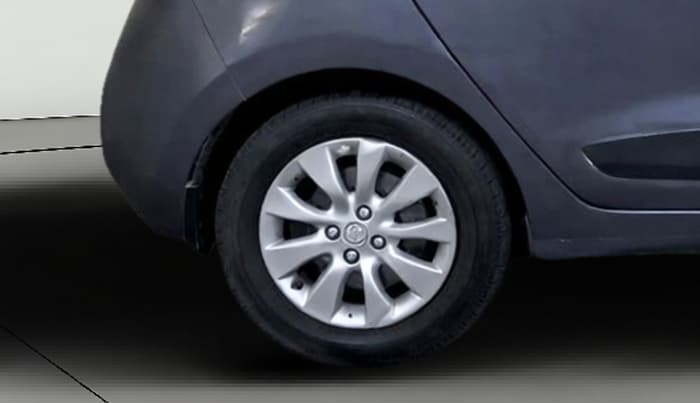 2018 Hyundai Grand i10 SPORTZ 1.2 KAPPA VTVT, CNG, Manual, 67,360 km, Right Rear Wheel