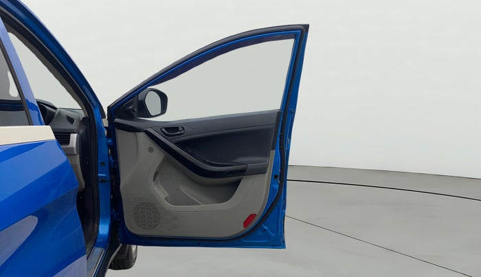 2019 Tata NEXON XM PETROL, Petrol, Manual, 42,837 km, RHS Front Door