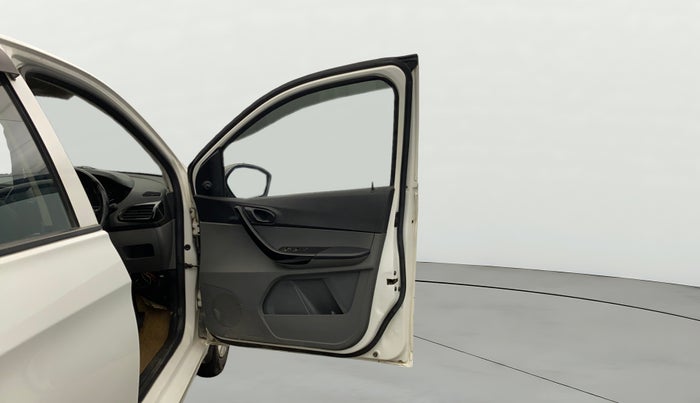 2017 Tata TIGOR XM PETROL, Petrol, Manual, 89,693 km, RHS Front Door